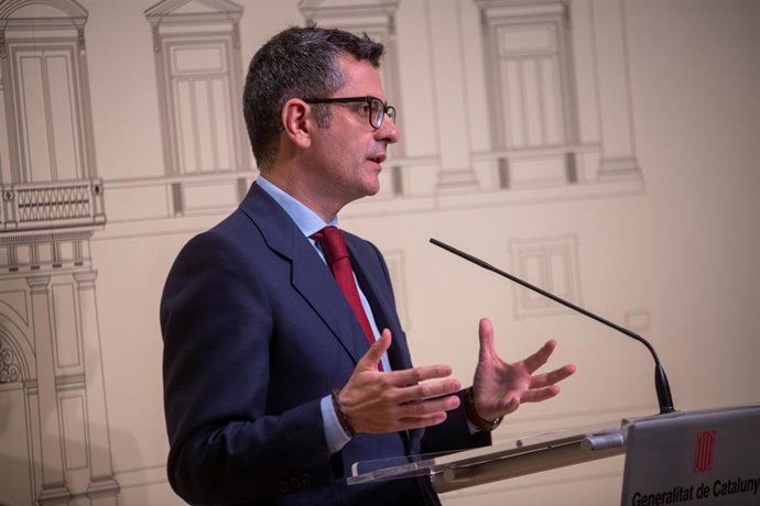 El ministre de Presidncia, Félix Bolaños, en una roda de premsa a la Generalitat, després de la reunió amb Vilagr