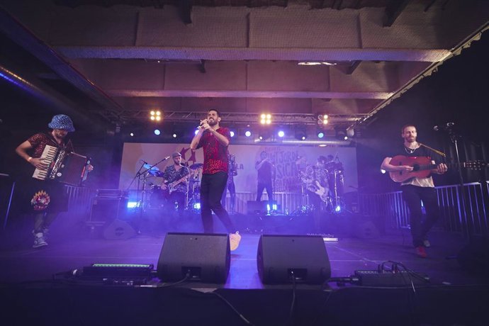 La Pegatina en el Sant Jordi Musical de la Fbrica Estrella Damm