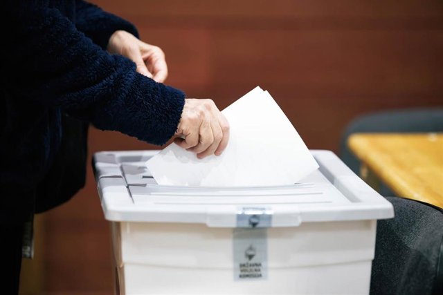 Elecciones parlamentarias en Eslovenia