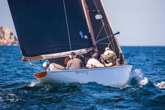 El español Bribon 500, vencedor en el Trofeo Xacobeo