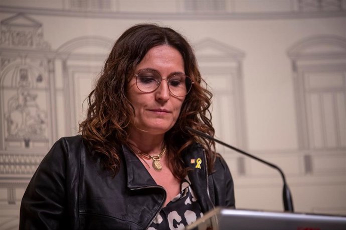 La consellera de Presidencia de la Generalitat, Laura Vilagr, realiza declaraciones tras una reunión para esclarecer el supuesto monitoreo a secesionistas catalanes entre 2019 y 2020, a 24 de abril de 2022. 