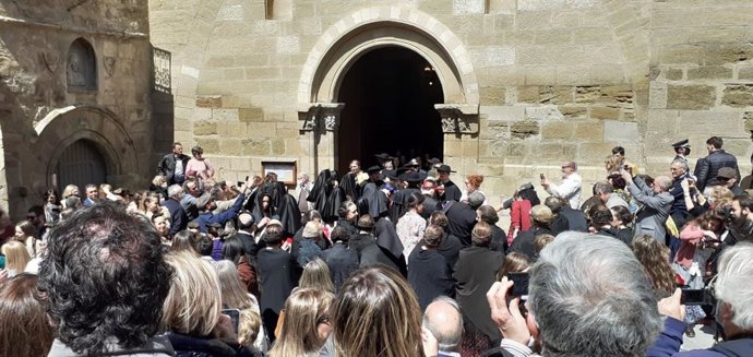El Día de la Faldeta alcanza récord de participantes y asistentes a esta fiesta tradicional en Fraga.