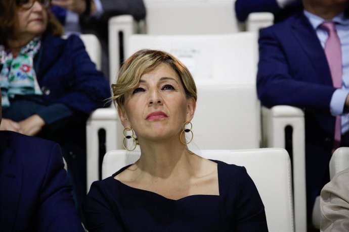 La vicepresidenta segunda del Gobierno y ministra de Trabajo y Economía Social, Yolanda Díaz, en la entrega de la VIII Edición de los Premios Cepyme en el Auditorio de Banco Santander, a 25 de abril de 2022, en Madrid (España).