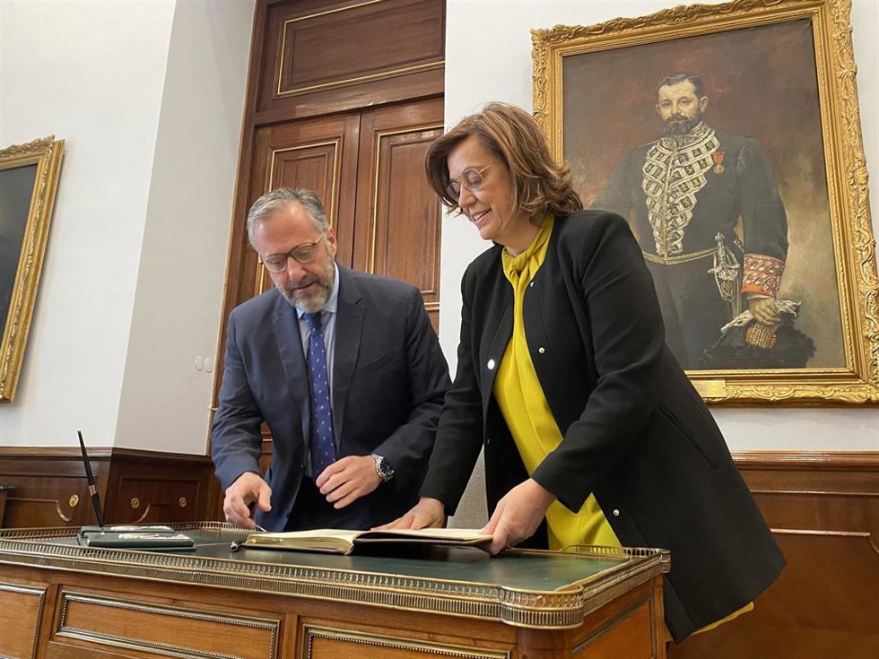 Armisén recibe a Pollán en su ronda de visitas institucionales por las nueve provincias que ha iniciado en Palencia
