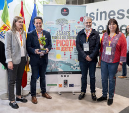 Premiados y autoridades