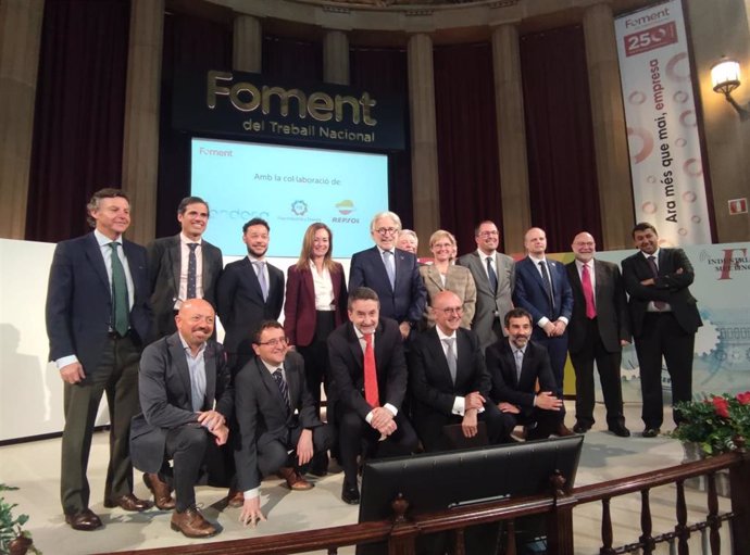 Los ponentes del VI Industrial Meeting 'Hacia una estrategia energética para la industria', en Foment del Treball