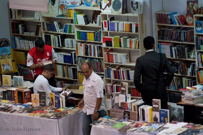Archivo - La Feria Internacional del Libro de Bogotá (FILBo) 2015, uno de los eventos de promoción de la lectura y de la industria editorial más importantes de América Latina. 