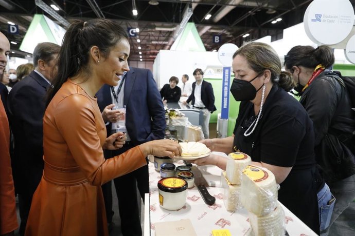 La Vicealcaldesa De Madrid, Begoña Villacís, Ha Definido A La Capital Como La "Ciudad Más 'Rica' Del Mundo" En El 35 Salón Gourmets, Que Se Celebra En El Recinto Ferial De Ifema Hasta El 28 De Abril