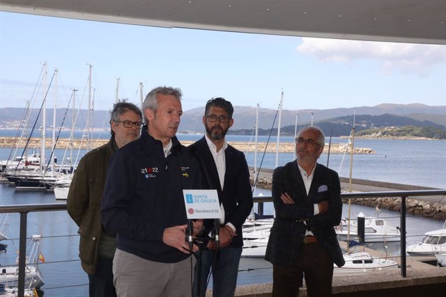 Alfonso Rueda firma un convenio para la promoción del turismo náutico.
