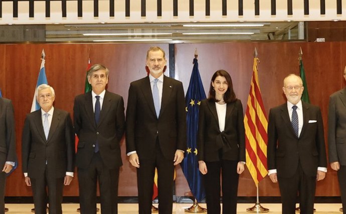 El Rey Felipe VI visita el TC