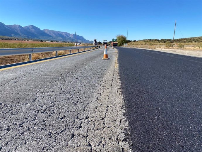 Archivo - Foto de archivo de una de las carreteras en las que se han empleados materiales Masai.