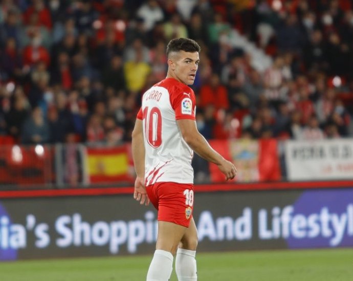Curro, autor del gol de la victoria de la UD Almería ante el Sporting de Gijón en LaLiga SmartBank 2021-2022