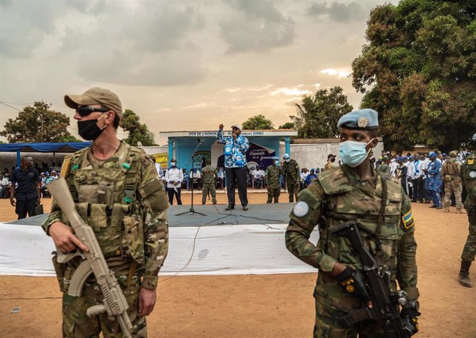 Archivo - El presidente de RCA, Faustin-Archange Touadéra, en un mitin en Bangui