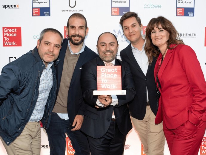 Parte del equipo de DQS/ en la 20 edición del Ranking Best Work
