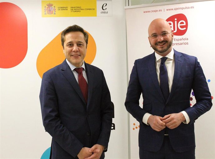 De izquierda a derecha: El consejero delegado de Enisa, José Bayón, y El presidente de Ceaje, Fermín Albaladejo.