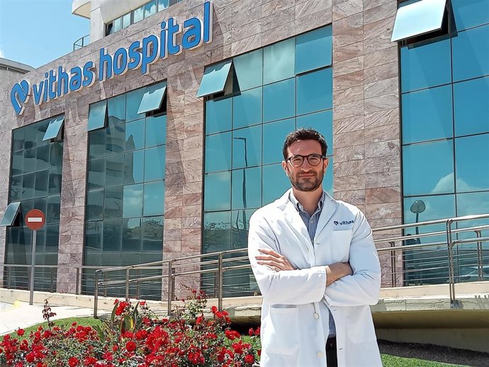 El doctor Fernando García Pérez-Sevillano, endocrino del Hospital Vithas Sevilla.