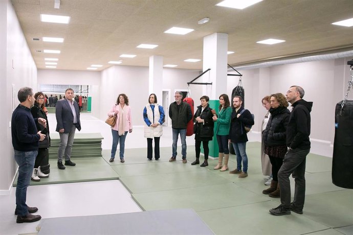 Visita de los concejales a las instalaciones de la Policía Municipal de Pamplona.