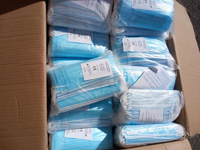 Archivo - Imagen de archivo de mascarillas quirúrgicas
