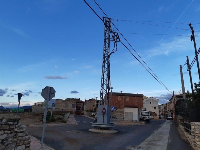 Cableado retirado por Endesa en Benissanet (Tarragona)