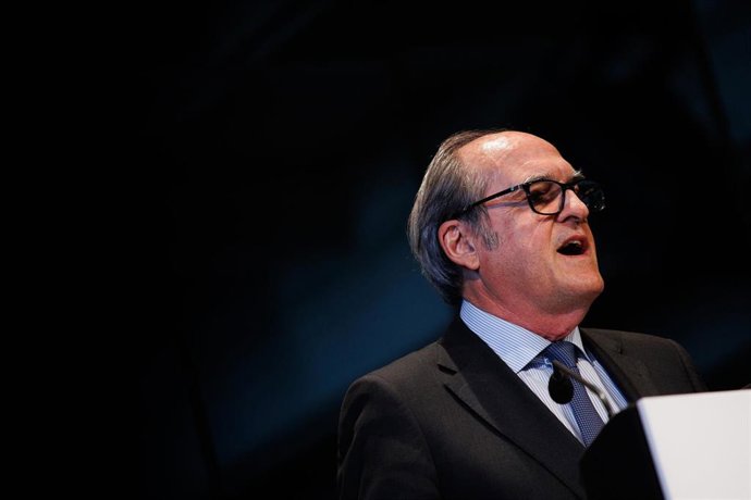El Defensor del Pueblo, Ángel Gabilondo, interviene durante la XXVI edición de la Lectura Continuada de 'El Quijote', en el Círculo de Bellas Artes, a 21 de abril de 2022, en Madrid (España). A lo largo de cuarenta y ocho horas se vuelve a leer ininterr