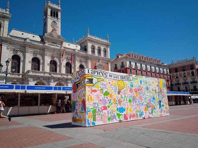 El Muro Ilustrado, un clásico de la Feria del Libro de Valladolid
