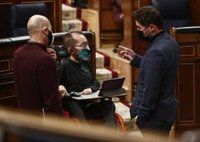 Podemos y los independentistas apuntan al CNI y a Margarita Robles como responsables del espionaje