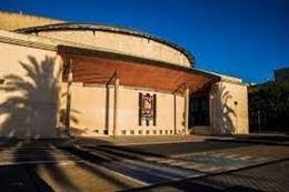 Teatro Alcalde Juan Manuel Santana de Lepe.