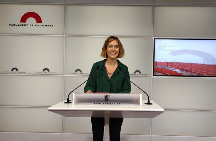 La líder dels comuns al Parlament, Jéssica Albiach, en la roda de premsa