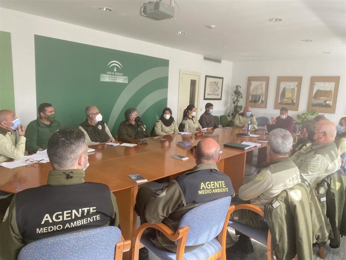 Encuentro entre los coordinadores y los Agentes de Medio Ambiente.
