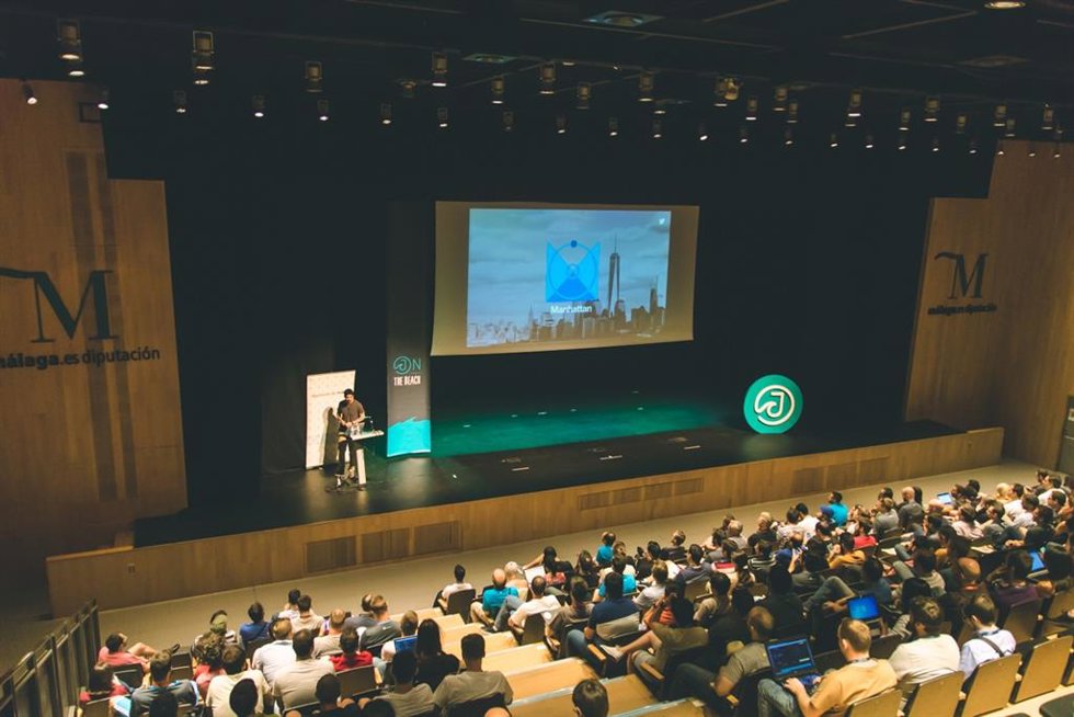 Archivo - J on the Beach reúne esta semana en Málaga a los mayores expertos en big data