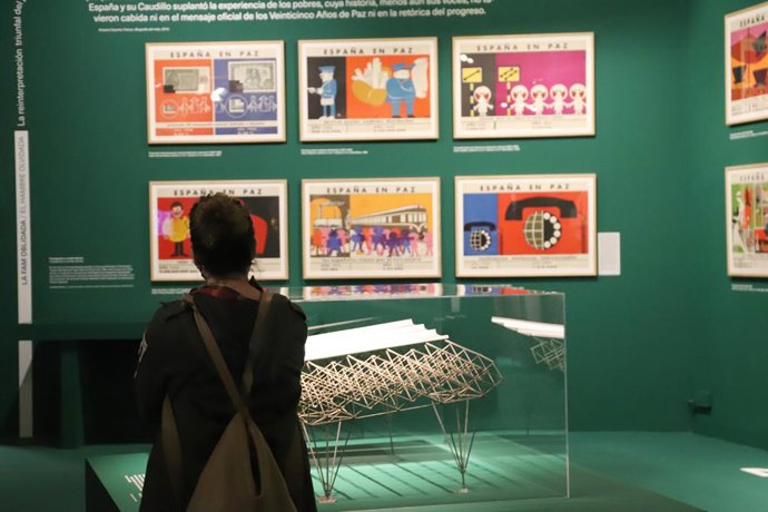 La exposición del MuVIM '¿25 años de Paz? El llavat d'imatge del franquisme el 1964'