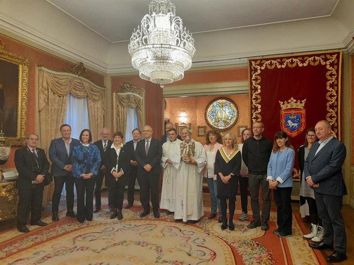 Imagen de la recepción al Ángel de Aralar
