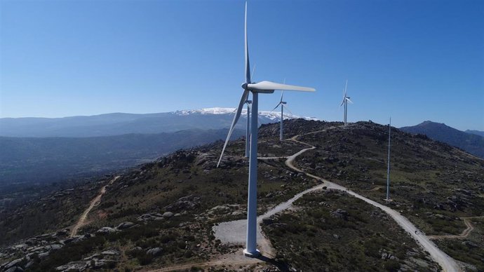 Archivo - Parque eólico de Feníe Energía en Salamanca