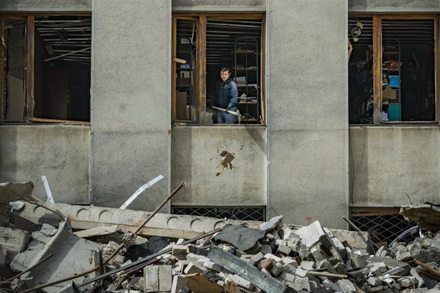 Edificios destruidos en la ciudad de Járkov, en Ucrania