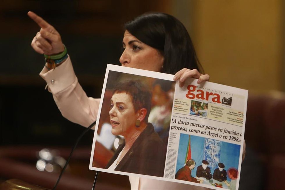 Archivo - La portavoz adjunta del grupo de Vox en el Congreso, Macarena Olona, en una imagen de archivo
