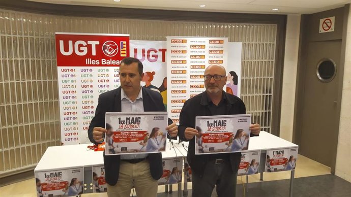 Los dirigentes de UGT, Lorenzo Navarro, y CCOO, José Luis García, en la presentación de la convocatoria de las movilizaciones del 1 de mayo.