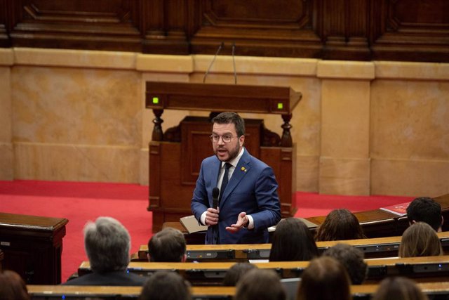 El presidente de la Generalitat, Pere Aragonès, durante la sesión de control al Govern este miércoles.