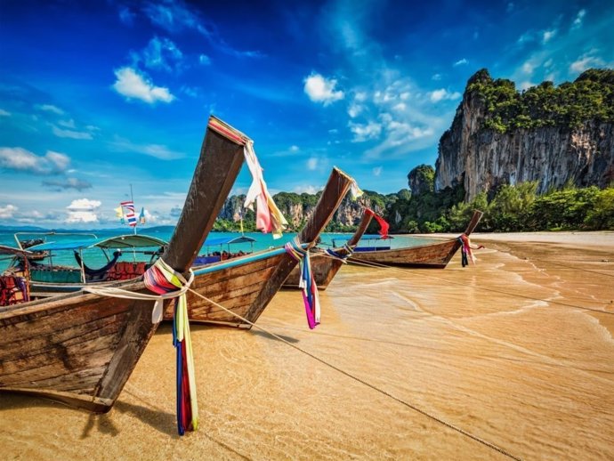 Archivo - Tailandia se reabre al turismo internacional