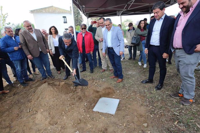 Arrancan las obras de la primera actuación del Corredor Verde del Valle del Guadalhorce, que financia la Diputación de Málaga con 800.000 euros.
