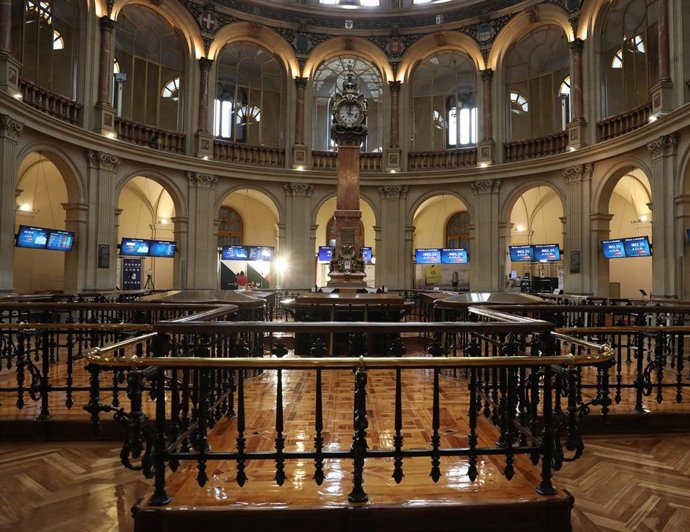 Interior del Palacio de la Bolsa, a 22 de abril de 2022, en Madrid (España).