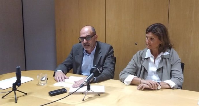 El presidente de Acave, Jordi Martí y la gerente de la misma, Catiana Tur