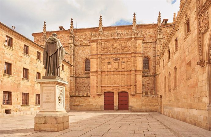 Archivo - Edificio Histórico de la Universidad de Salamanca