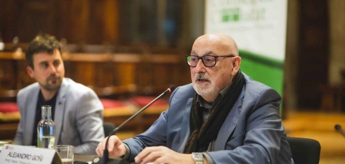 El presidente de PimeComer, lex Goñi, en el Consell de Ciutat.