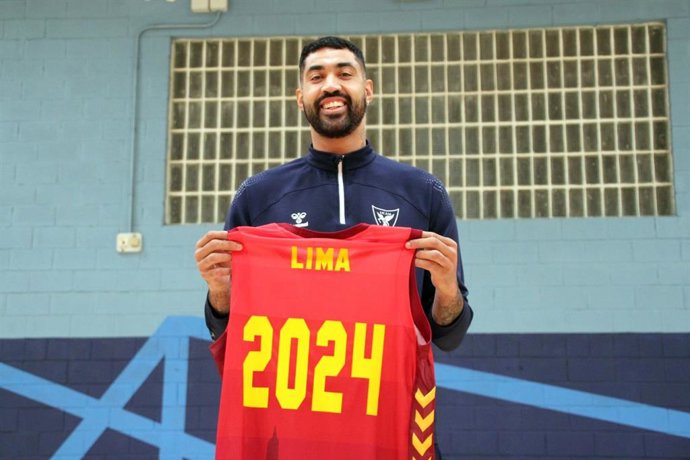 El jugador Augusto Lima renueva con el UCAM Murcia CB hasta 2024
