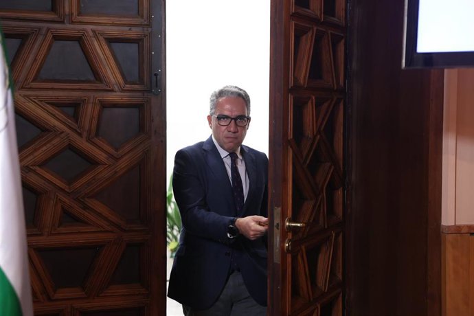 19J.- Bendodo descarta la posibilidad de listas conjuntas PP-Cs: "No creo que haya más debate sobre esa cuestión"