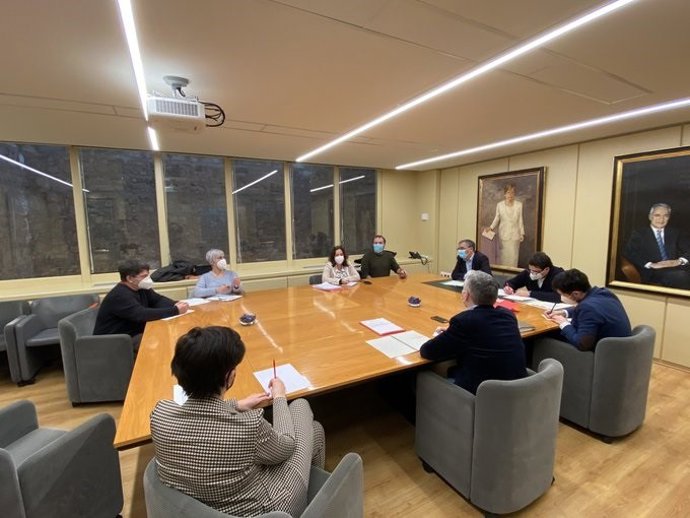 Archivo - Reunión de seguimiento del Pacto de Gobierno en el Parlamento