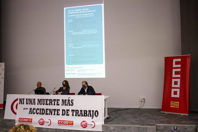 Jornadas sobre salud laboral de CCOO y UGT.