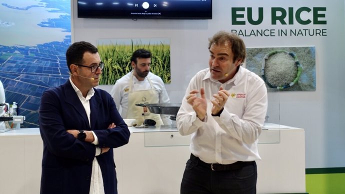 Ricard Camarena y Santos Ruiz durante la presentaión del proyecto durante la 35 edición de Salón Gourmets en Madrid.