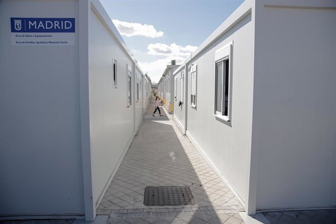 Archivo - Una niña en las instalaciones del Centro de Acogida Las Caracolas.