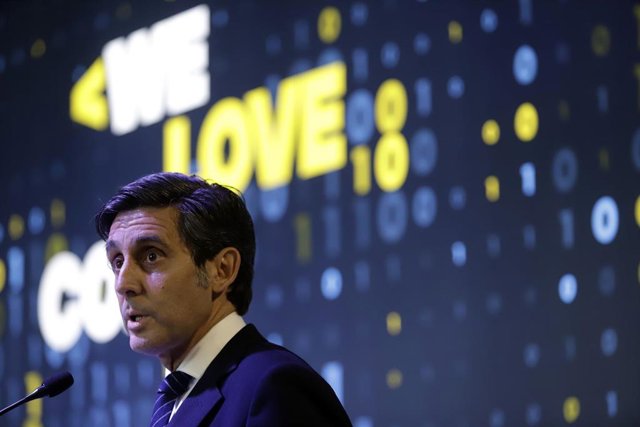 El presidente de Telefónica, José María Álvarez-Pallete, en el acto donde se ha inaugurado 42 Málaga, el campus de programación de la empresa de telefonía ubicada en el edificio de Tabacalera a 18 de abril de 2022 en Málaga (Andalucía, España)